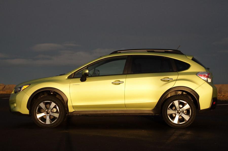  Subaru XV Crosstrek Hybrid 2014 года  (фото 39 из 53)